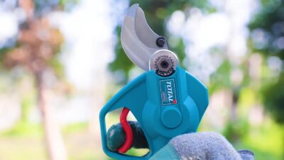 outil de jardin sans fil 20V