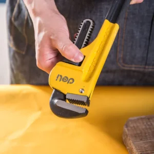 Vis sans fin clé à tube DELI