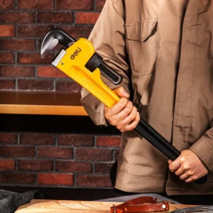 Poignée ergonomique avec trou d’accrochage